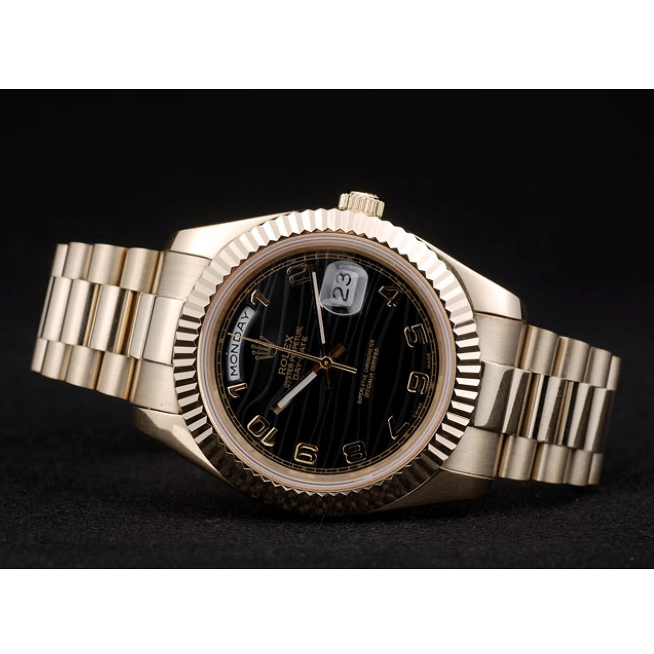 AAA Replica Watches Strap Stainless Steel Dial Black DayDate Patterned Gold Rolex 41980 0630